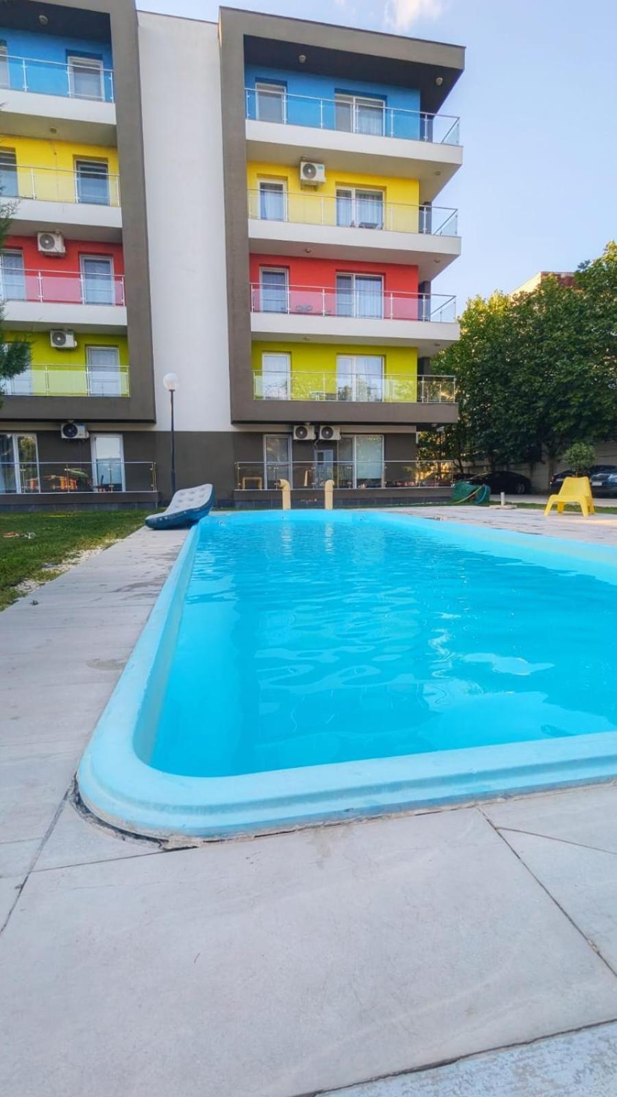 Airport Apartment 70 Squared Meters Otopeni Buitenkant foto