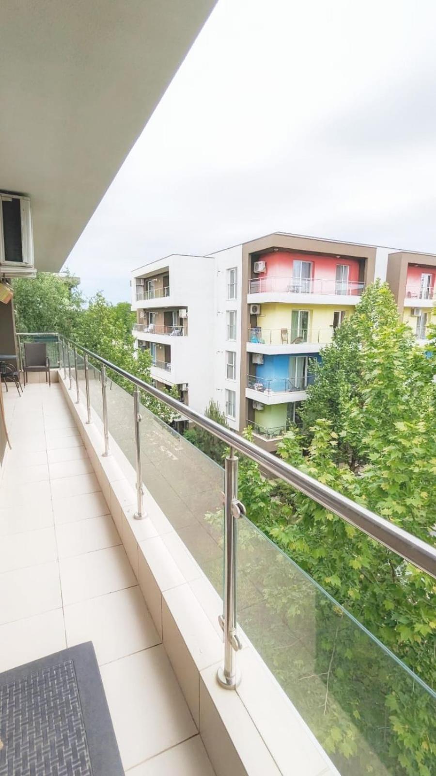 Airport Apartment 70 Squared Meters Otopeni Buitenkant foto