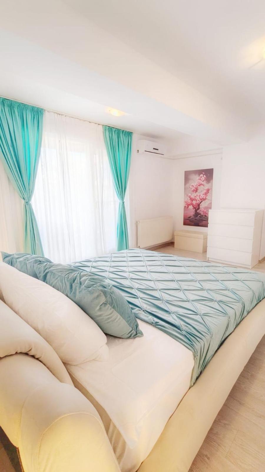 Airport Apartment 70 Squared Meters Otopeni Buitenkant foto
