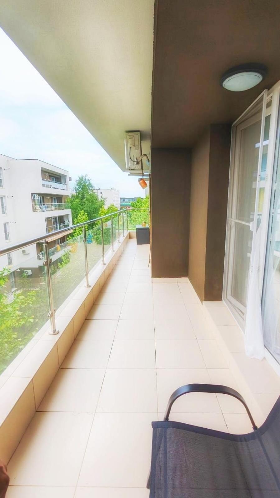 Airport Apartment 70 Squared Meters Otopeni Buitenkant foto